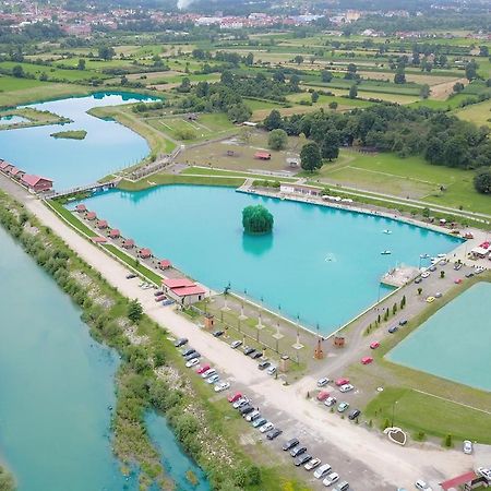 Jezero Jelen Otel Tesanj Dış mekan fotoğraf