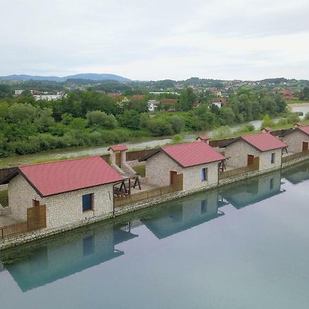 Jezero Jelen Otel Tesanj Dış mekan fotoğraf