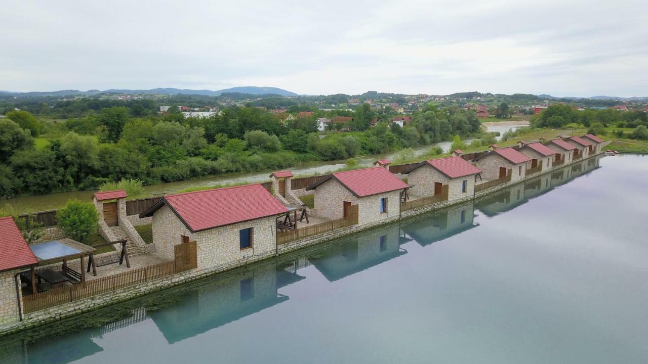 Jezero Jelen Otel Tesanj Dış mekan fotoğraf